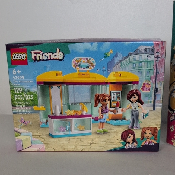 Lego Friends Lot of 2 Building Sets: 42608 and 41740 - Picture 2 of 6